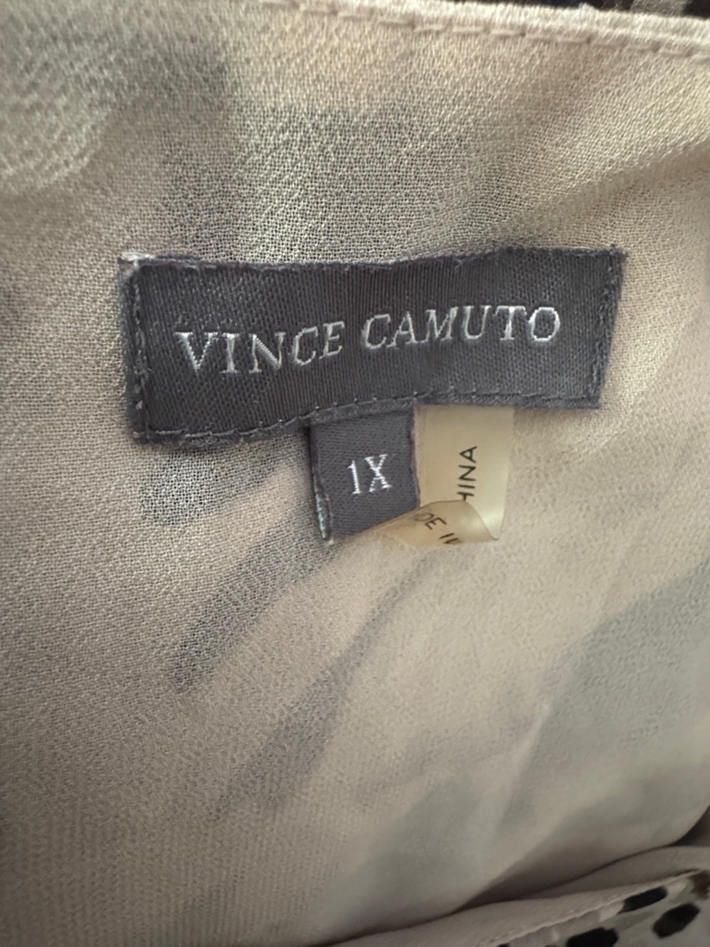Like new Vince Camuto Animal Print Long Sleeve Blouson Dress - Black & Cream - Picture 8 of 10